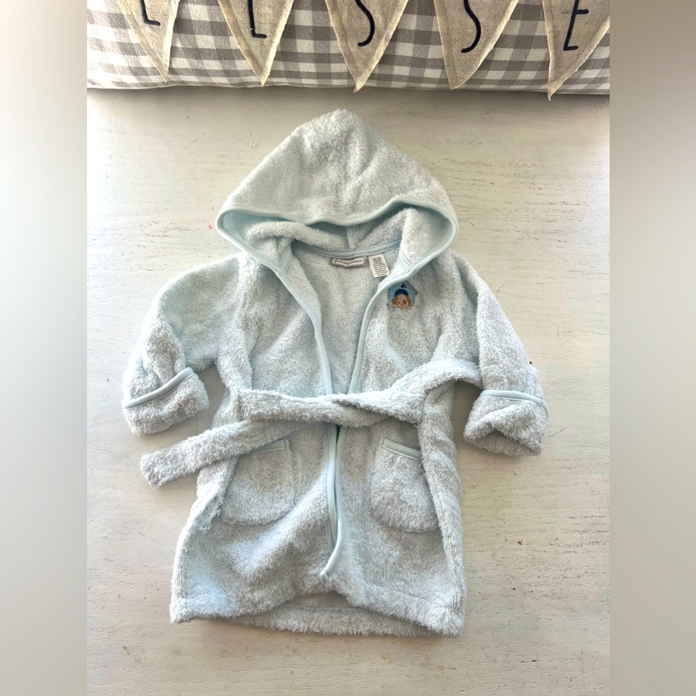 FIRST IMPRESSIONS baby bath robe 0-9 months